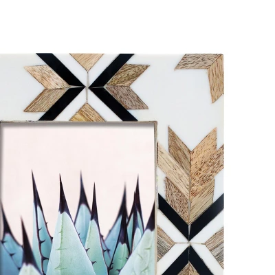 4 X 6 Inch Native Pattern Decorative Wood Picture Frame - Foreside Home & Garden 8 4 X 6 Inch Native Pattern Decorative Wood Picture Frame - Foreside Home & Garden - Image 6