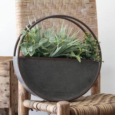 Round Metal Wall Planter - Foreside Home & Garden 5 Round Metal Wall Planter - Foreside Home & Garden - Image 3