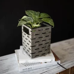 Flower Tin Galvanized Metal Planter - Foreside Home & Garden -Eco Haven Store GUEST 32267878 ea81 4778 a8bc 5c1a07636afc