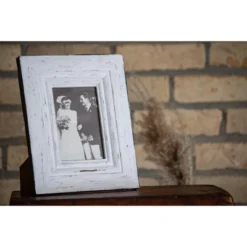 Antiqued Brushed White 4x6 Inch Wood Decorative Picture Frame - Foreside Home & Garden -Eco Haven Store GUEST 44170b31 5fb0 4323 8721 da71385ff742