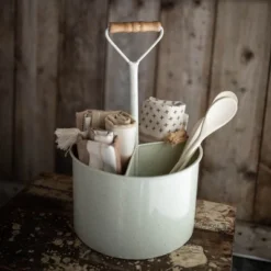 Round White Metal Caddy - Foreside Home & Garden -Eco Haven Store GUEST 47318d16 11c9 4acd 8ea2 542df3f8d45c