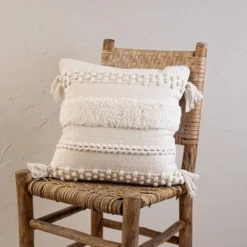 White Pulled Knot 18X18 Hand Woven Filled Pillow - Foreside Home & Garden