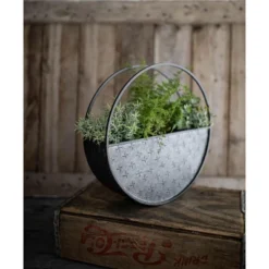 Round Black Metal Wall Planter - Foreside Home & Garden -Eco Haven Store GUEST 9257fe0f f295 4dee b098 b45a08c45ab2