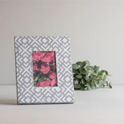 4x6 Inches Gray Metal & Glass Photo Frame - Foreside Home & Garden -Eco Haven Store GUEST ae30e6e5 6932 428f b08b 00927a86e6e8
