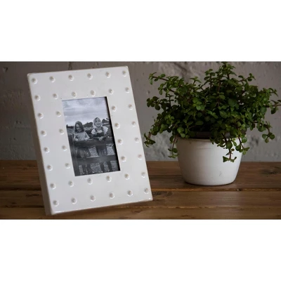 Cream Bubble Pattern 4x6 Inch Enamel Metal Decorative Picture Frame - Foreside Home & Garden 9 Cream Bubble Pattern 4x6 Inch Enamel Metal Decorative Picture Frame - Foreside Home & Garden - Image 7