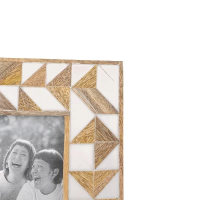 4x6 Inch Barn Quilt Picture Frame Wood, Resin, MDF, Metal & Glass By Foreside Home & Garden 4 4x6 Inch Barn Quilt Picture Frame Wood, Resin, MDF, Metal & Glass By Foreside Home & Garden - Image 2